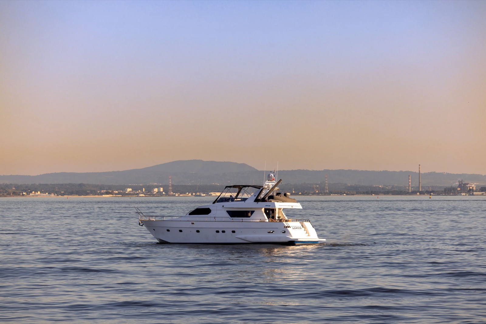 Alalunga 70 Boat Rental Lisboa Portugal — view 2