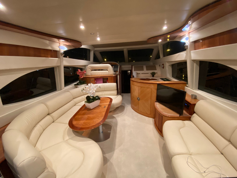 Azimut 52 Boat Rental Cascais Portugal — view 3
