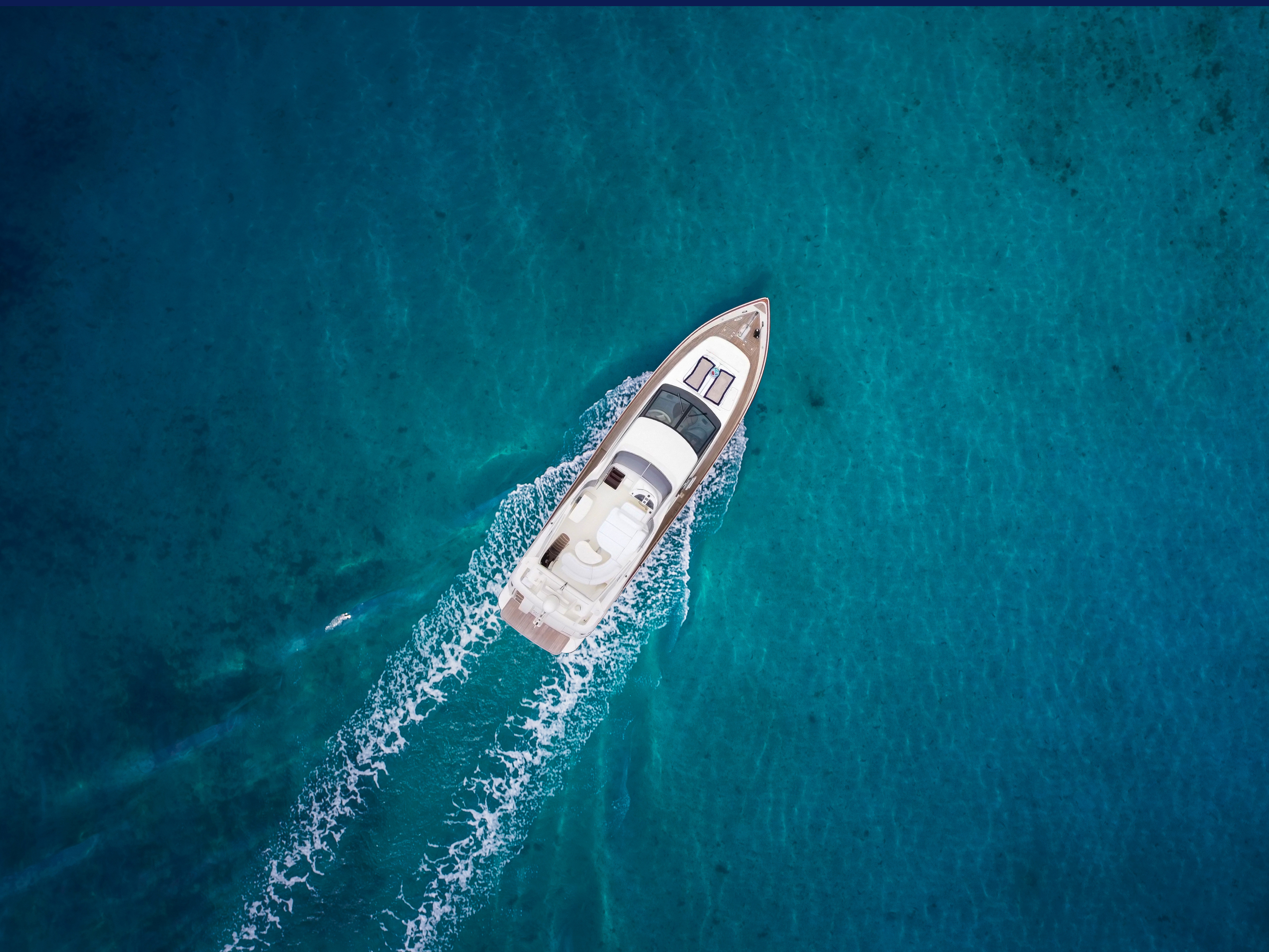 Azimut 74 Solar Boat Rental Grécia Portugal — view 2