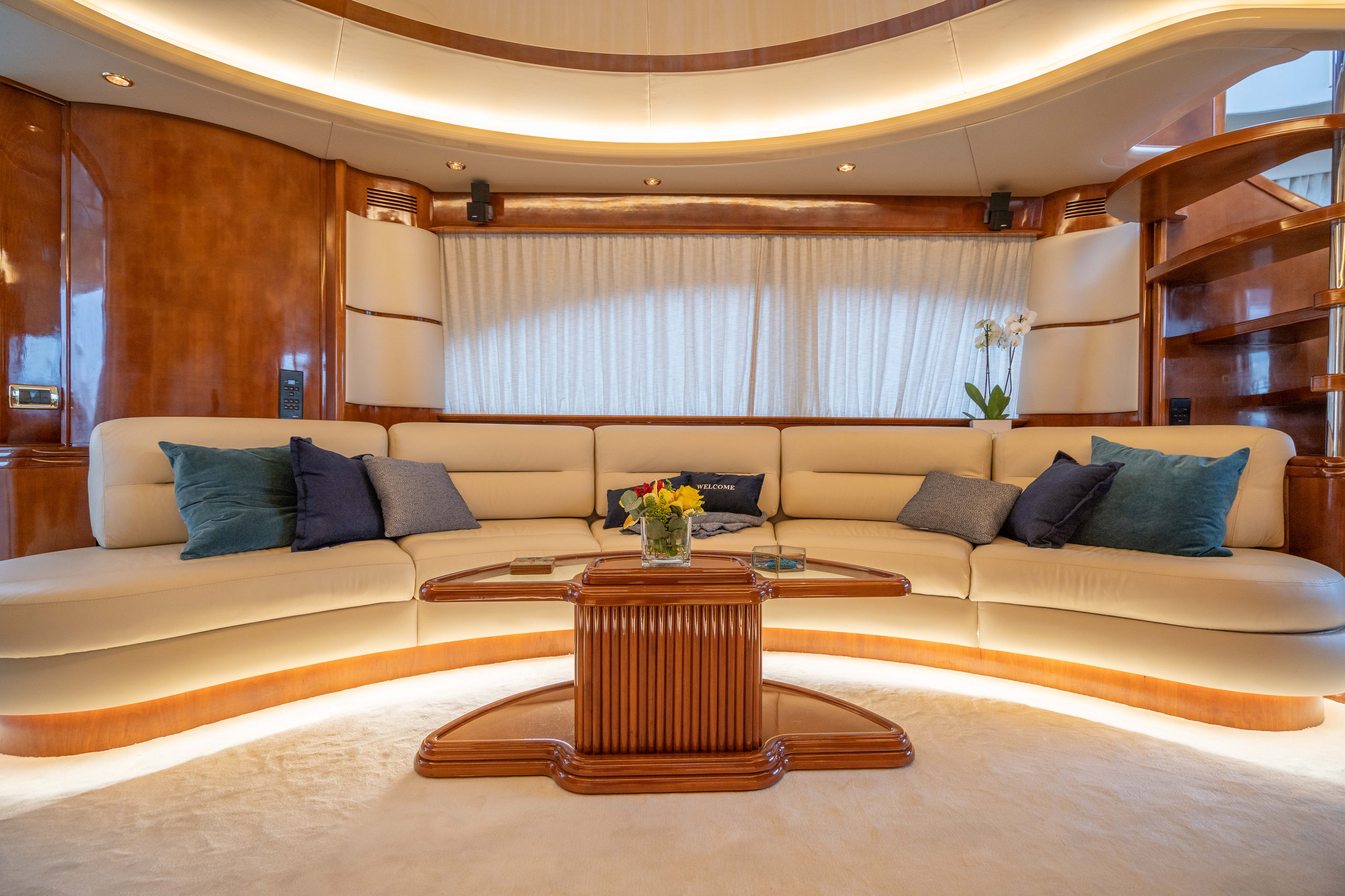 Azimut 74 Solar Boat Rental Grécia Portugal — view 4