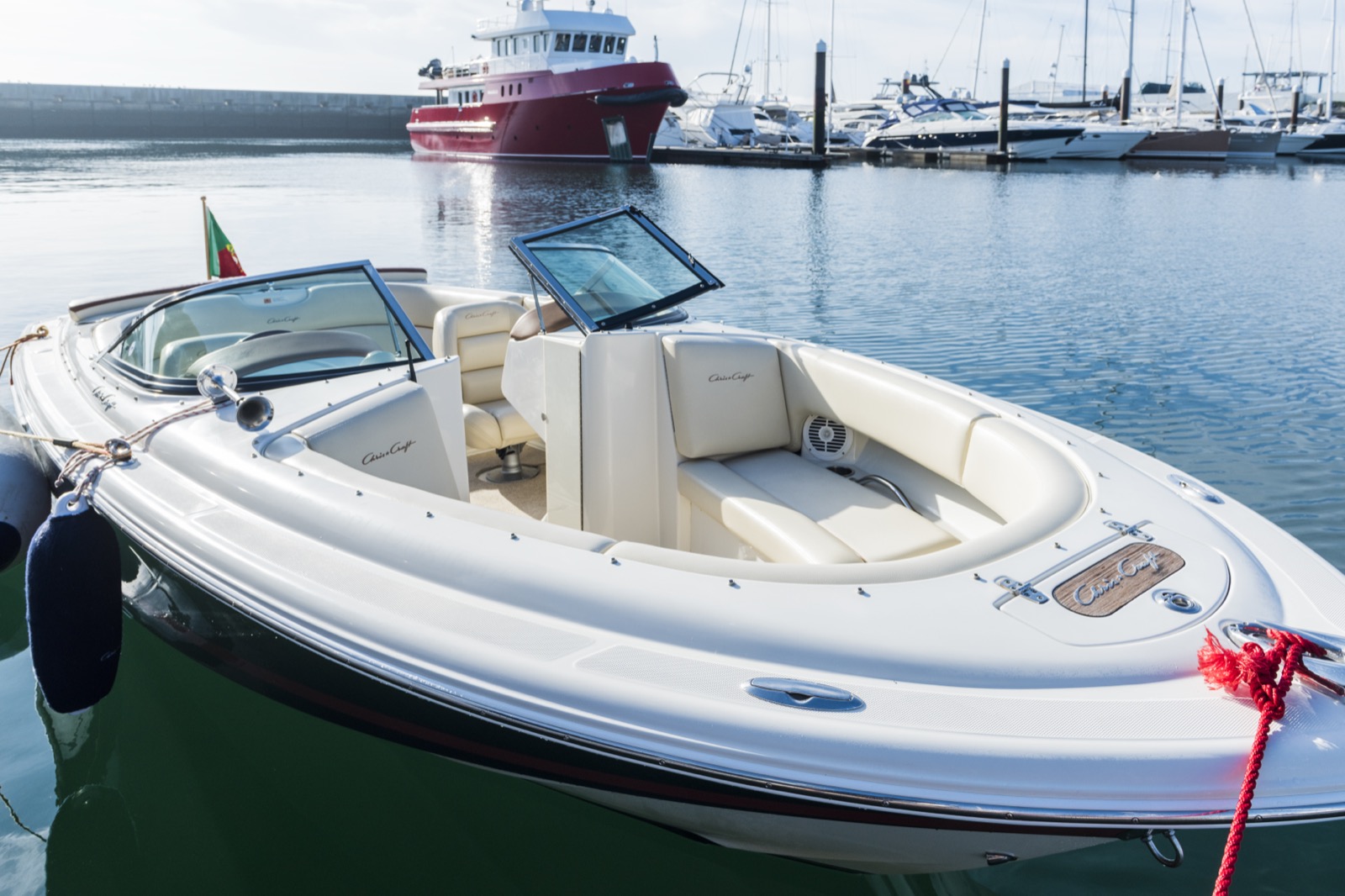 Chris Craft 22 Boat Rental Lisboa Portugal — view 4