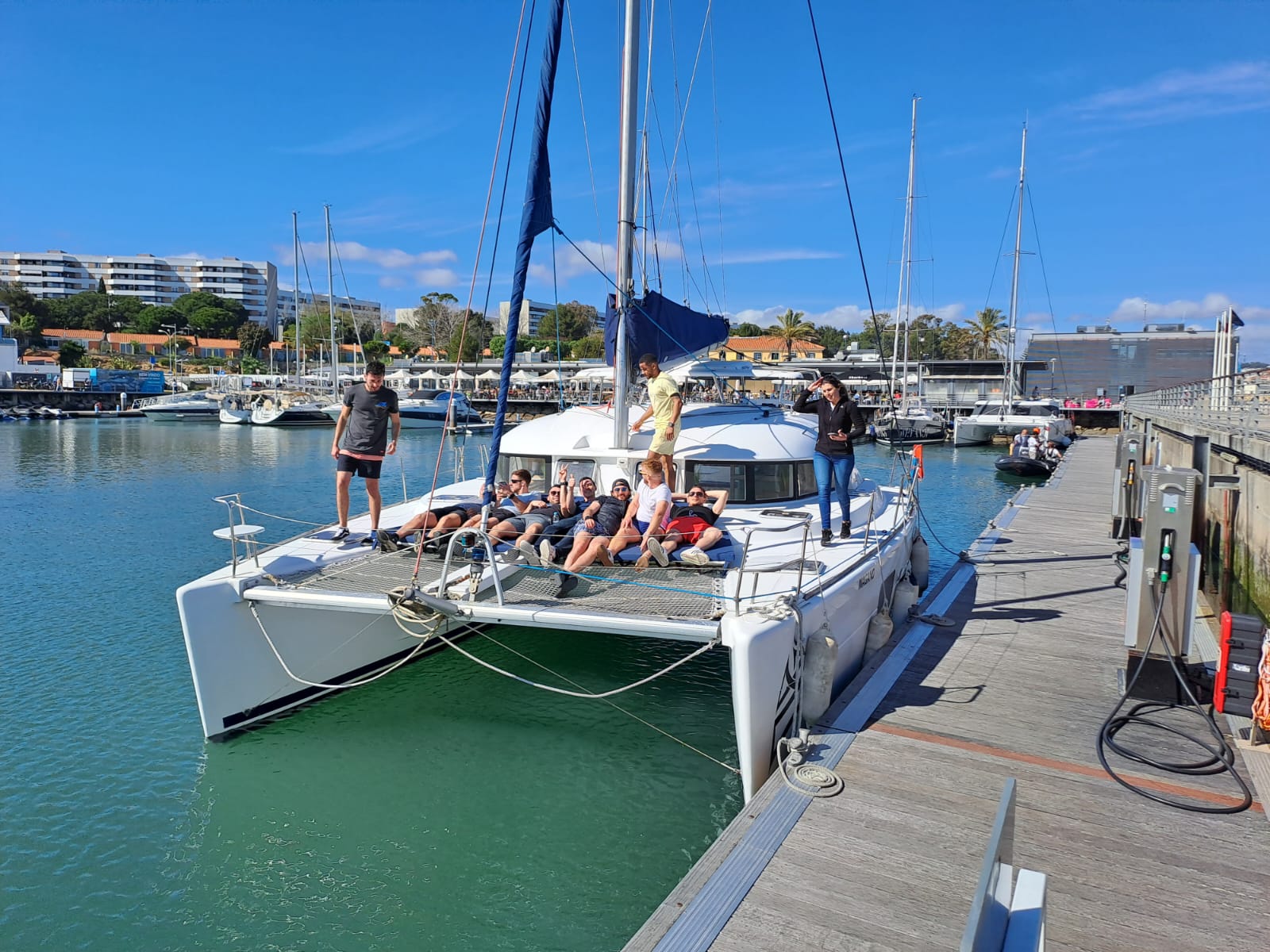 Lagoon 380 S2 Boat Rental Lisboa Portugal — view 2