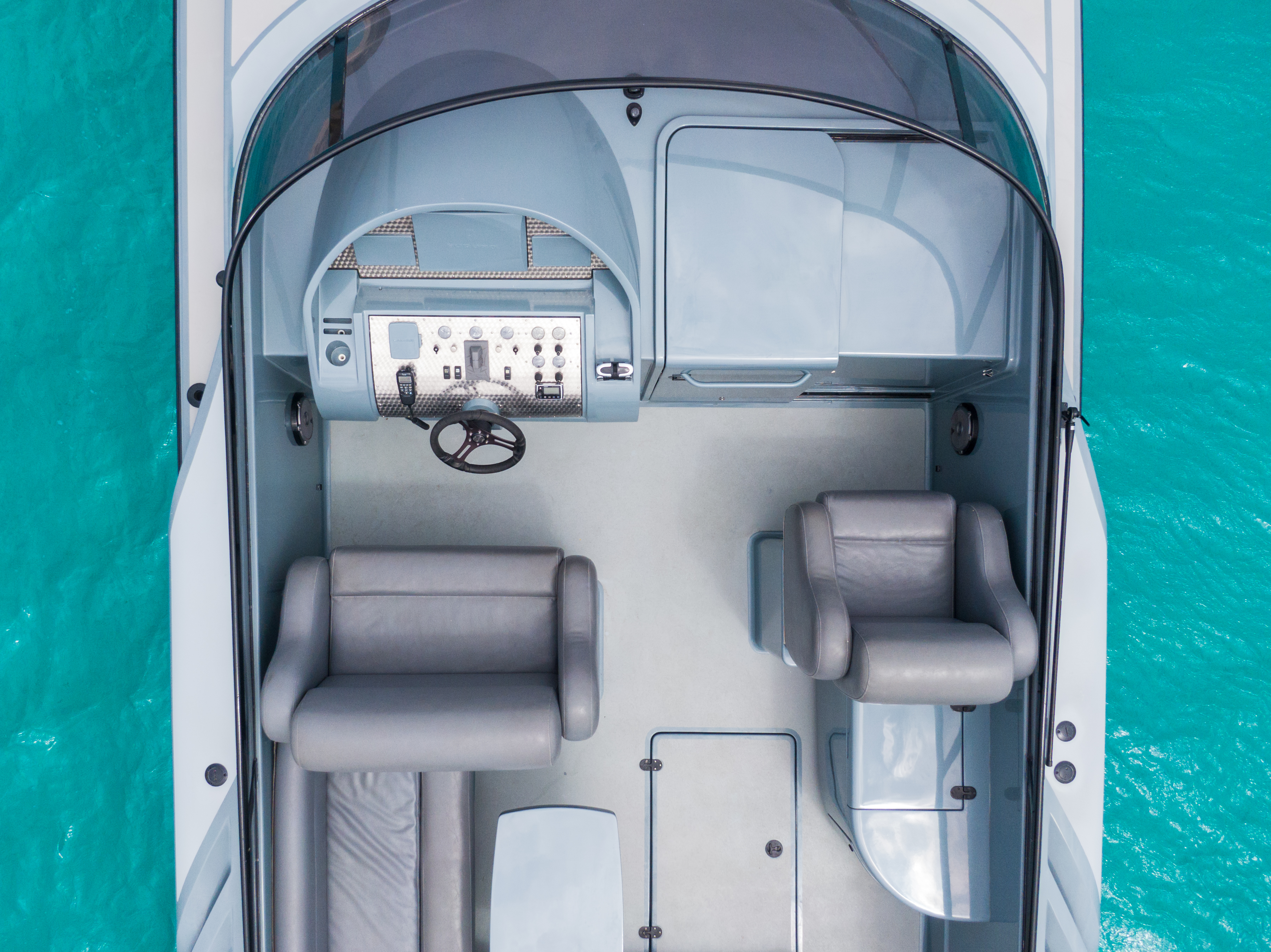 Magnum 44 Boat Rental Ibiza Portugal — view 3