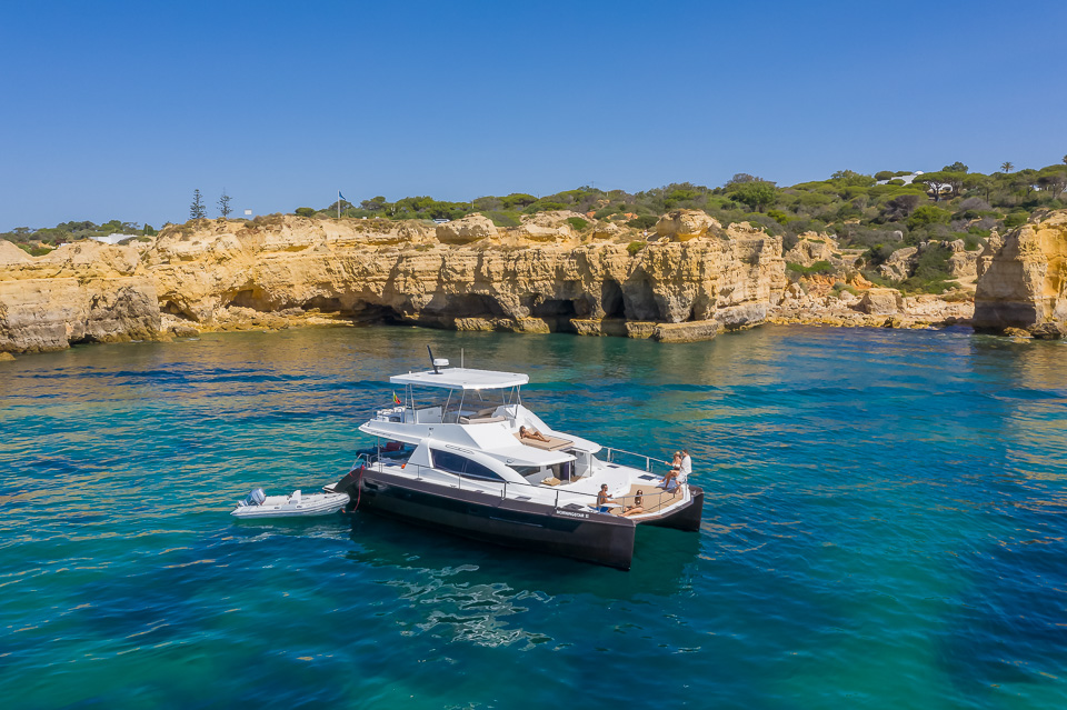Morning Star Leopard 51 PC Boat Rental Algarve Portugal — view 3