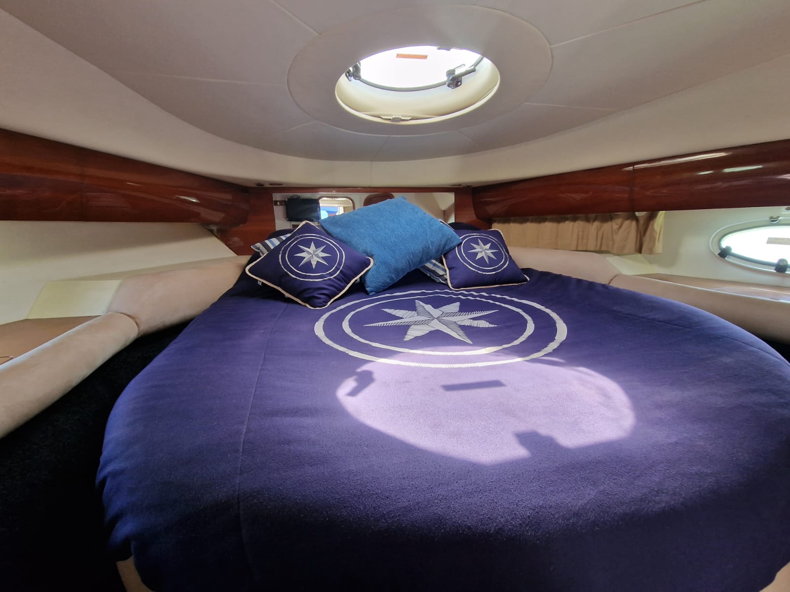 Princess V42 Boat Rental Algarve Portugal — view 2