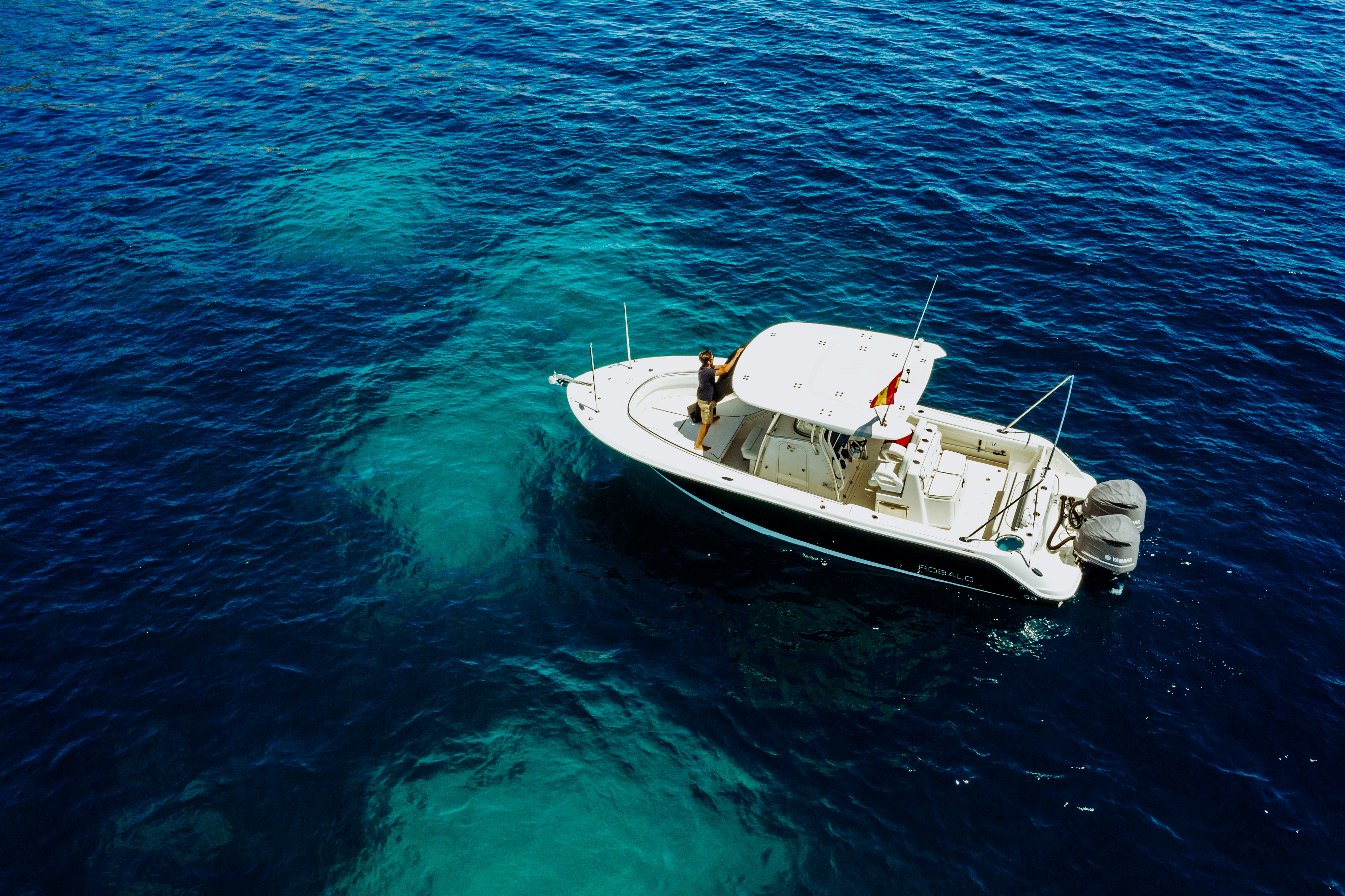 Robalo 300 Boat Rental Ibiza Portugal — view 2