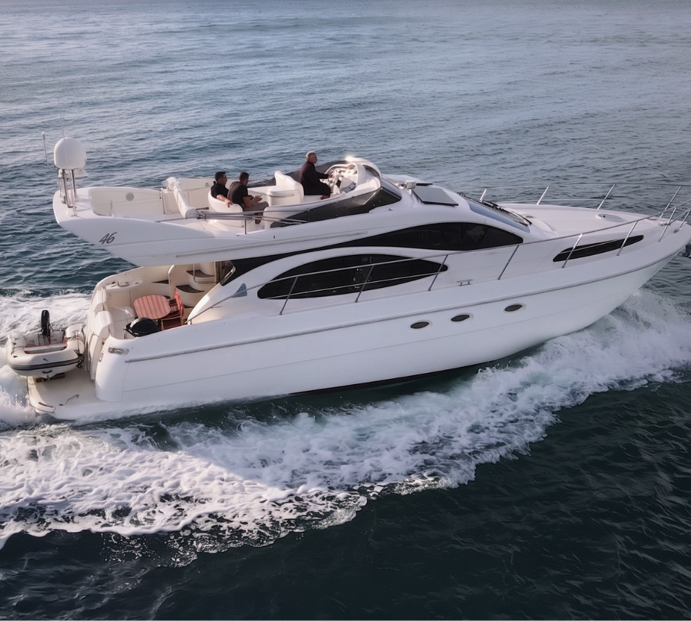 Azimut 46 Fly Boat Rental Tróia Portugal