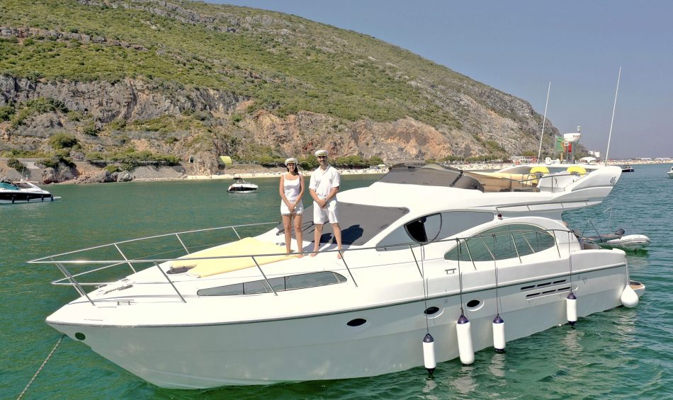 Azimut 46 Fly Boat Rental Tróia Portugal — view 2