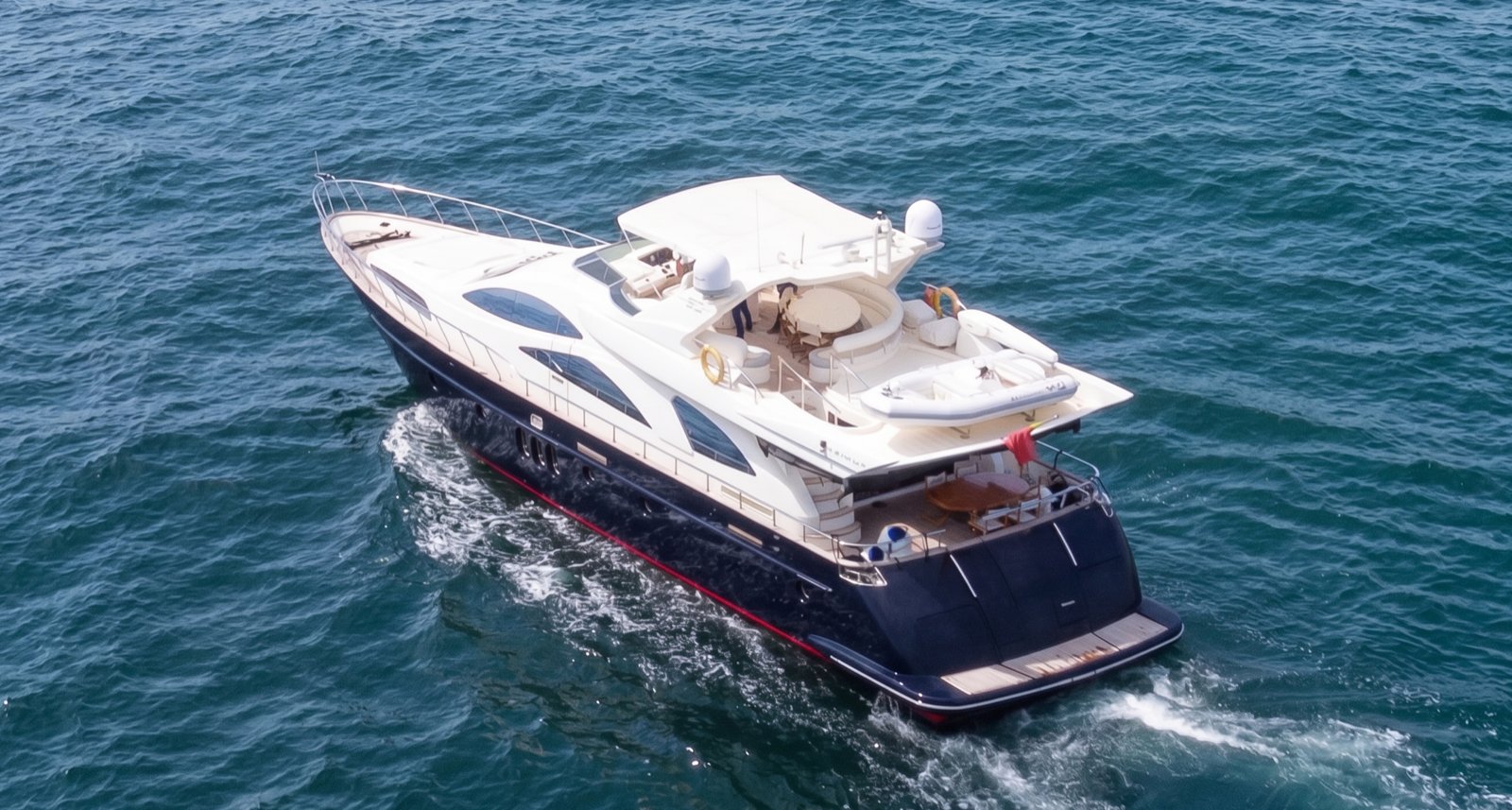 Azimut 80 Fly Boat Rental Algarve Portugal
