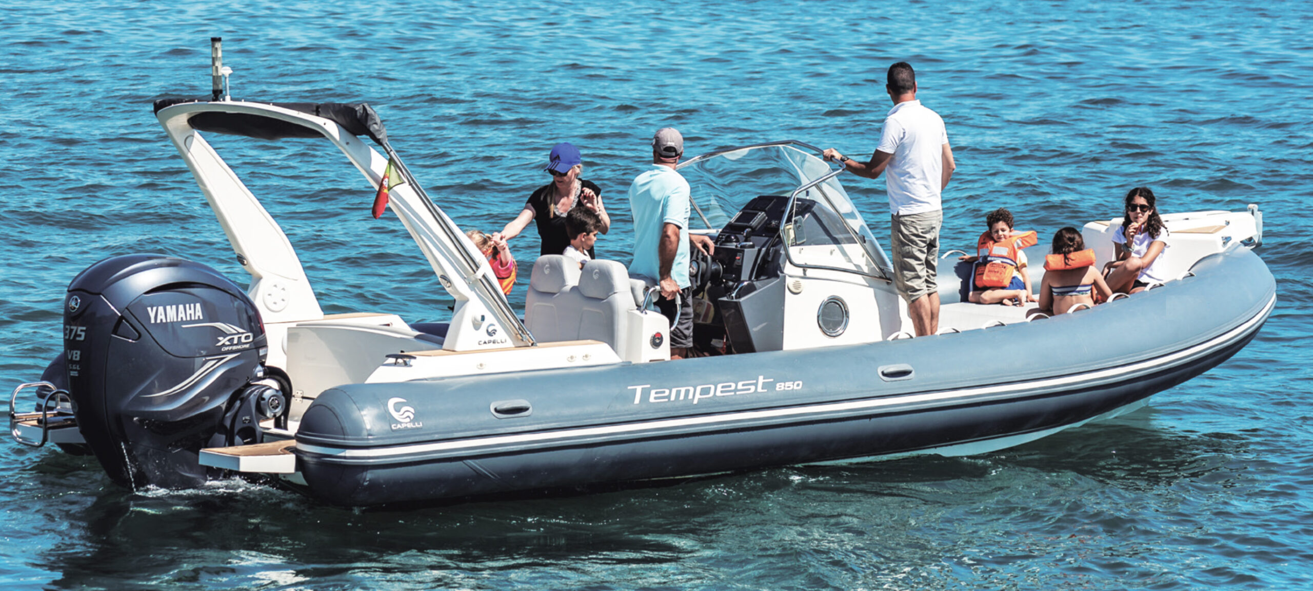 Capelli Tempest 850 Boat Rental Algarve Portugal — view 2