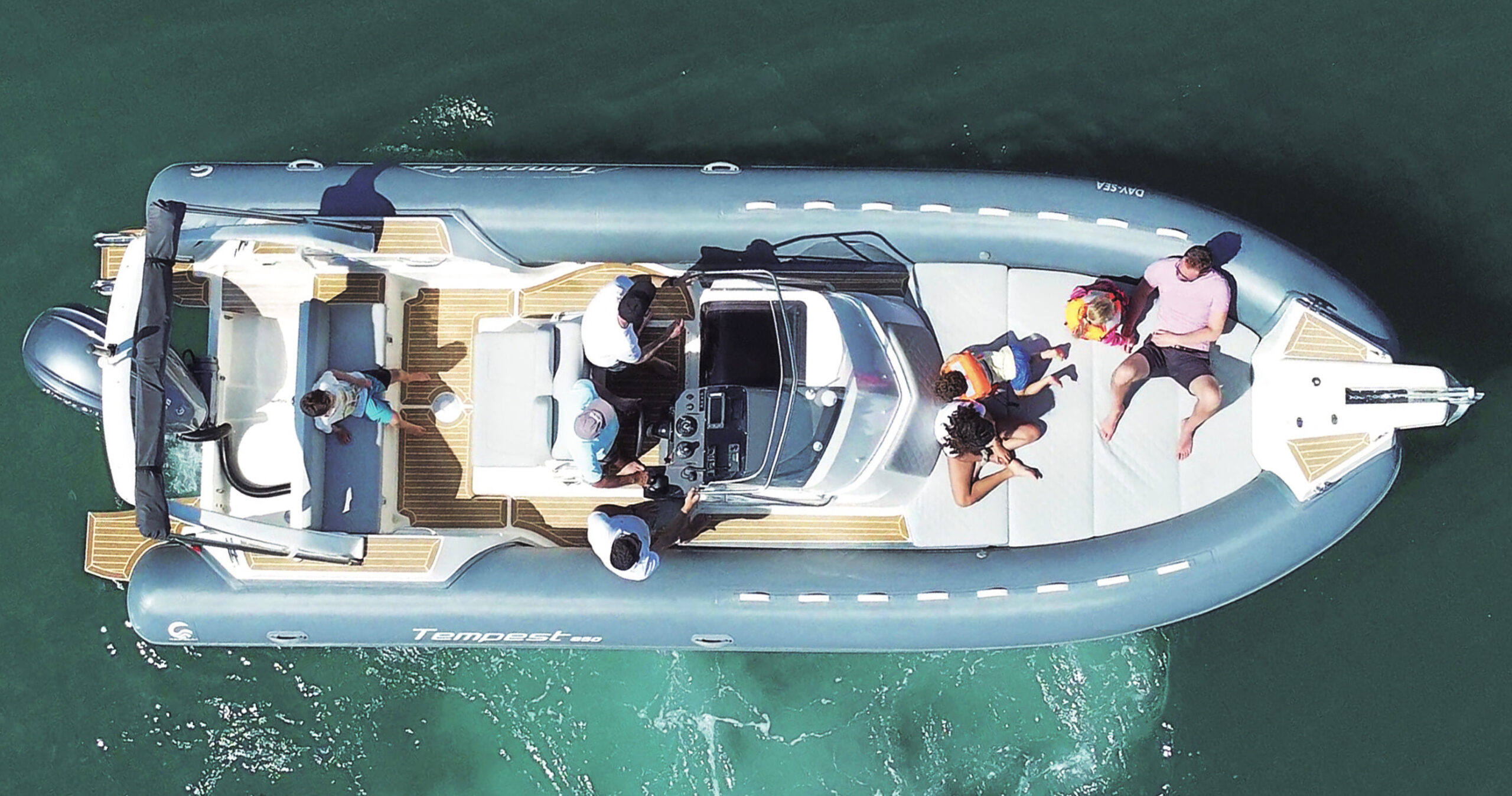 Capelli Tempest 850 Boat Rental Algarve Portugal — view 3