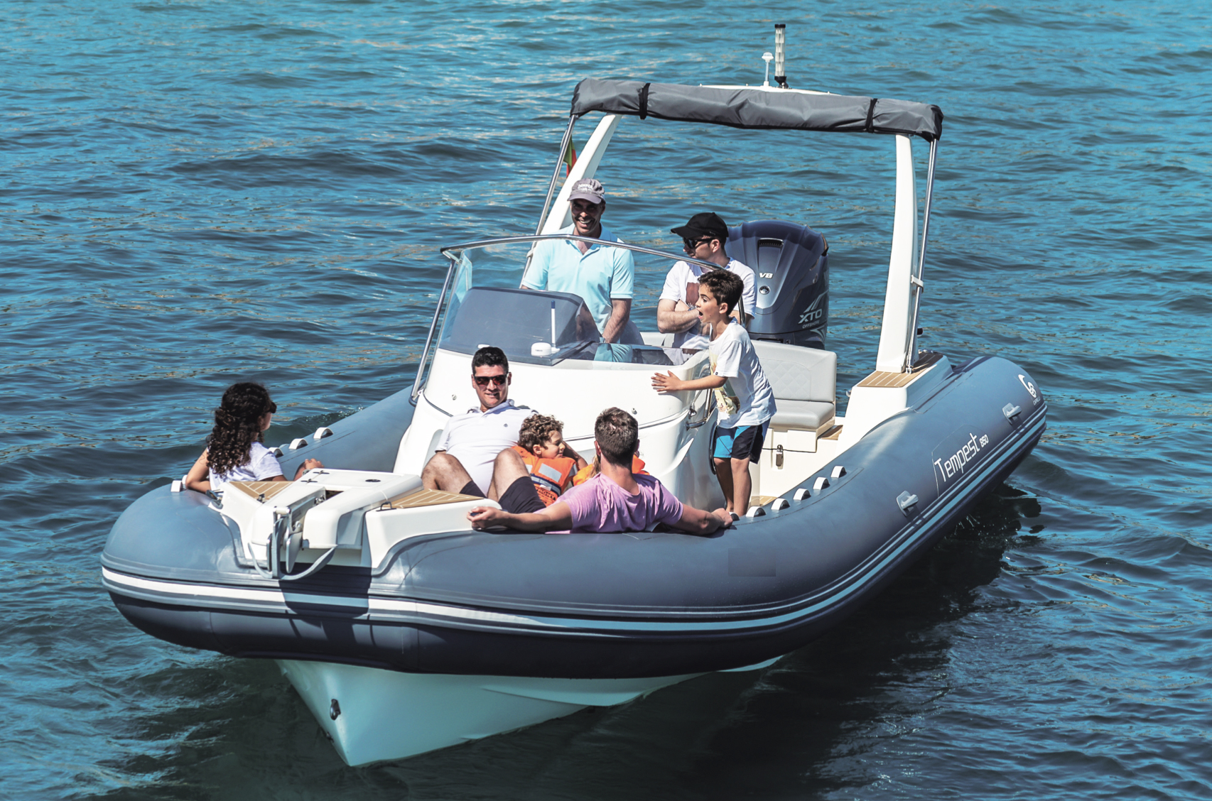 Capelli Tempest 850 Boat Rental Algarve Portugal