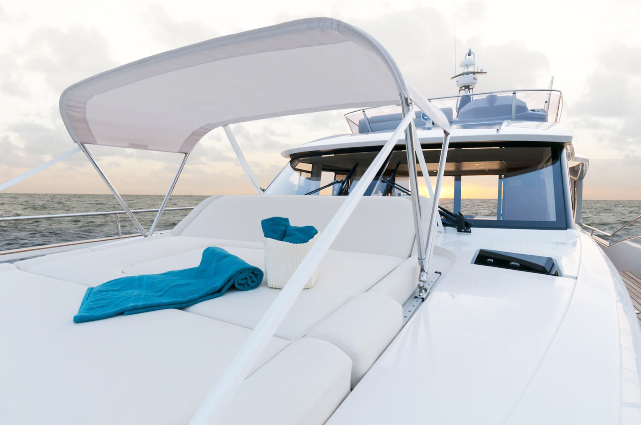 Greenline 48 Fly Boat Rental Tróia Portugal — view 5