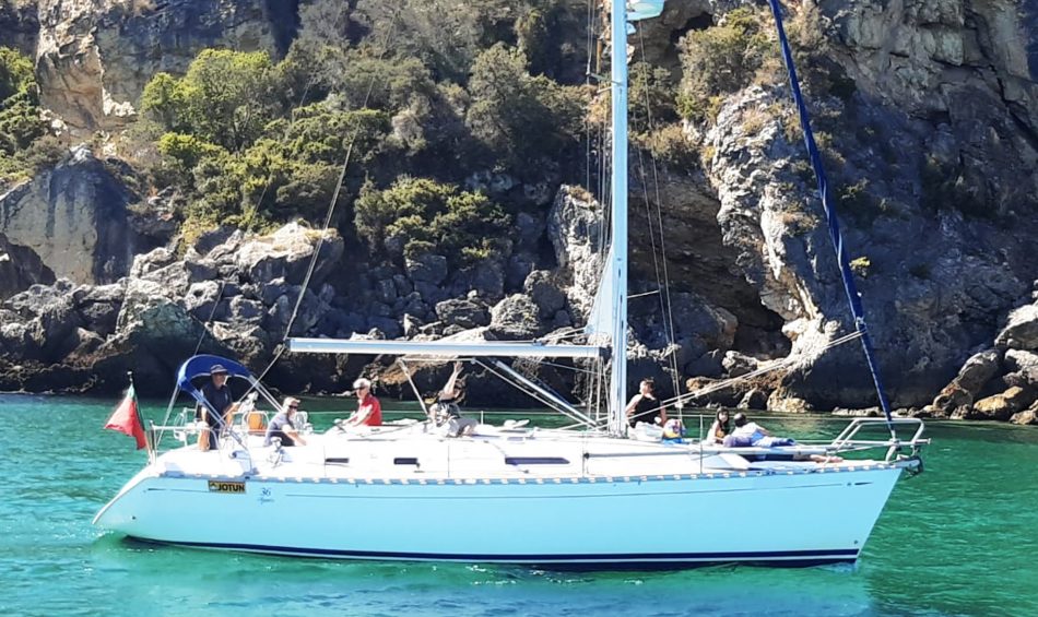 Sailboat 36 Boat Rental Tróia Portugal — view 3