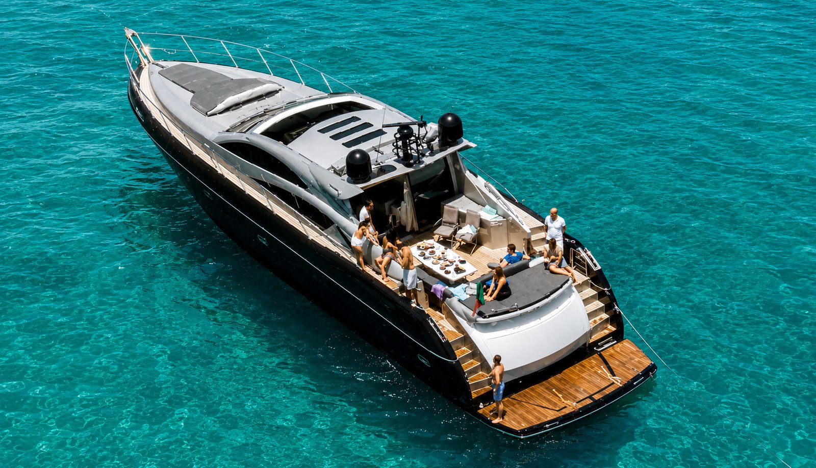 Sunseeker Predator 72 (Vilamoura) Boat Rental Algarve Portugal