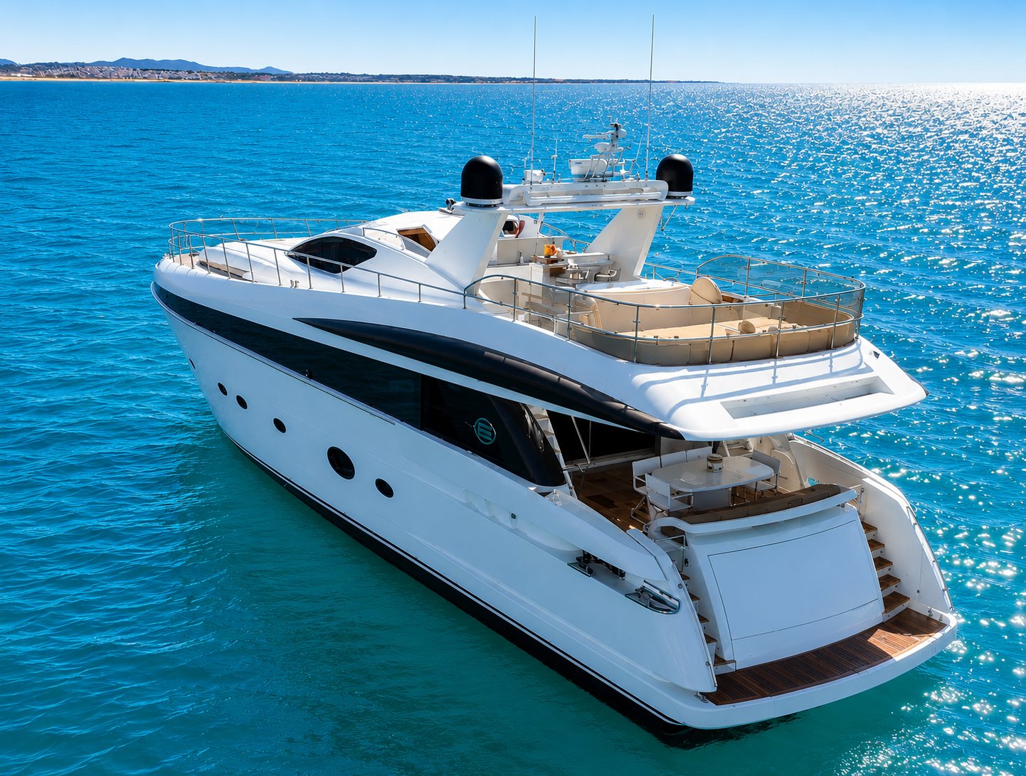 Wide Body Yacht 82 (Vilamoura) Boat Rental Algarve Portugal