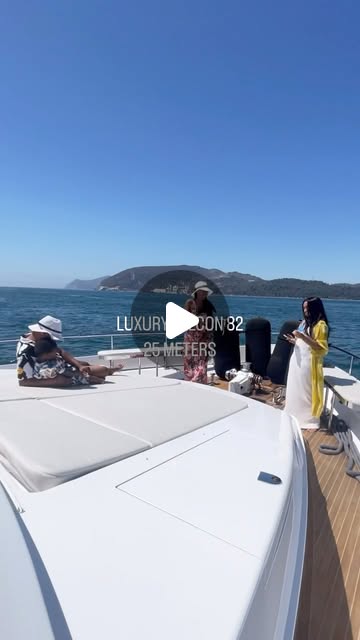 My Captain — aluguer de iates em Portugal, publicação no Instagram (@mycaptain_pt)